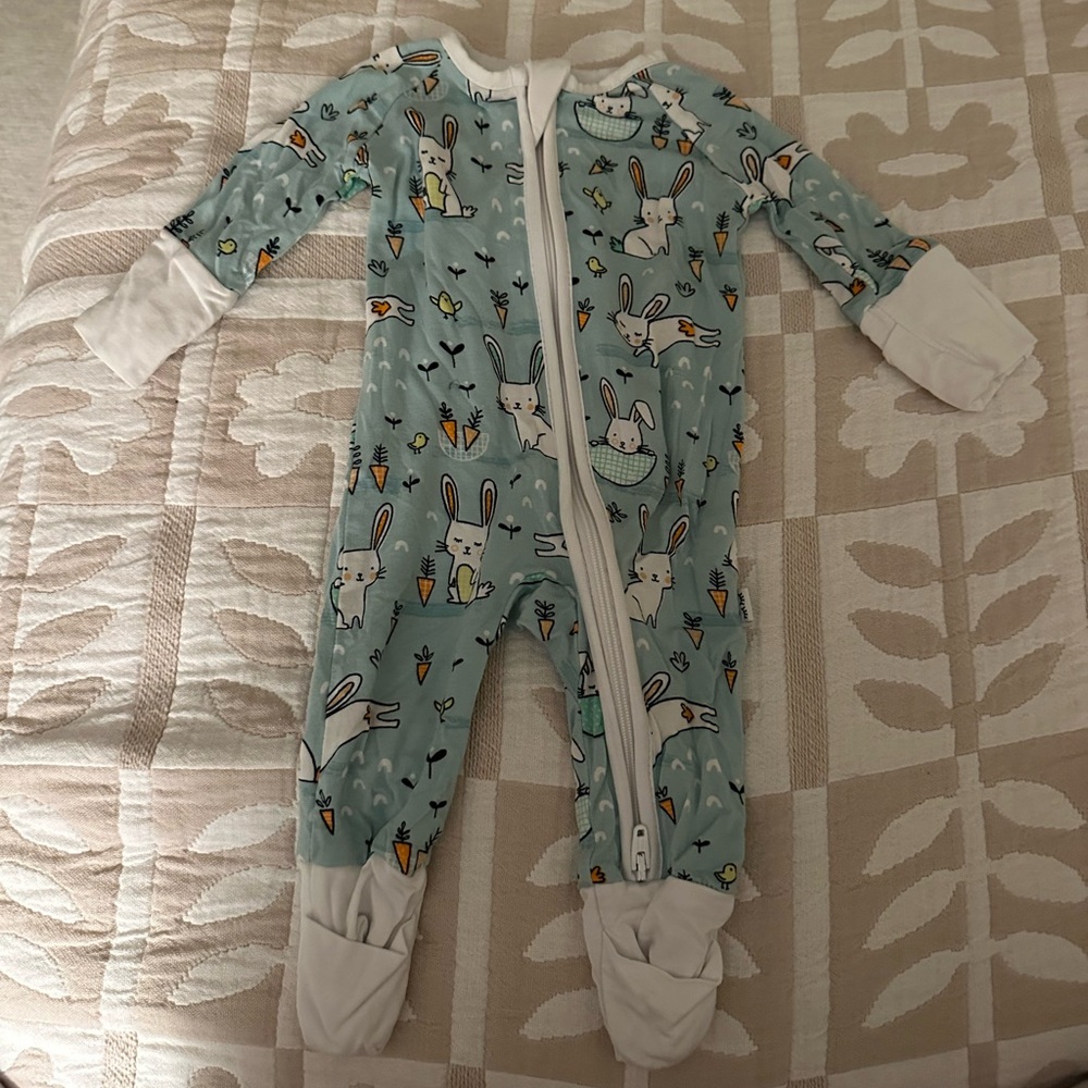 Little Sleepies Preemie Convertible Onesie Bunnies GUC